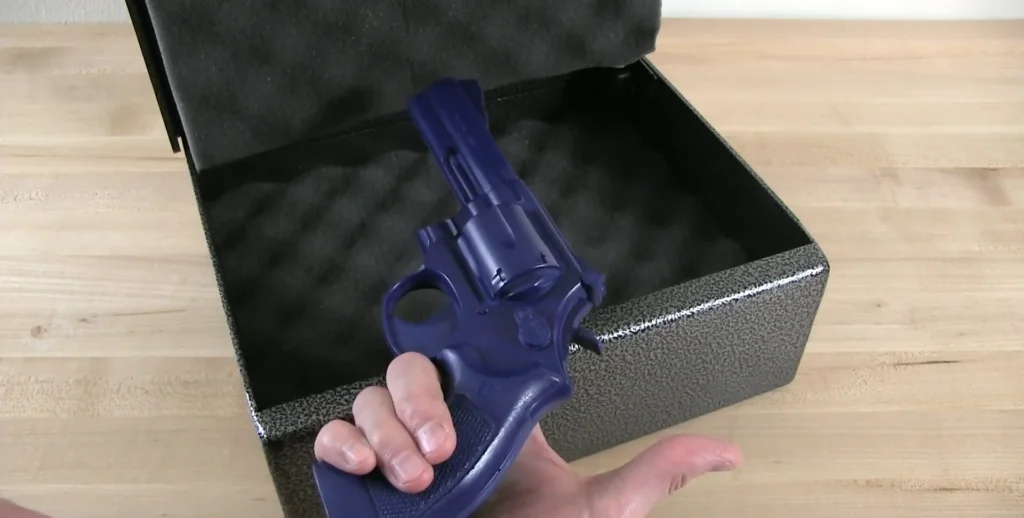 Fort Knox Original Pistol Box_ Pros & Cons 0-38