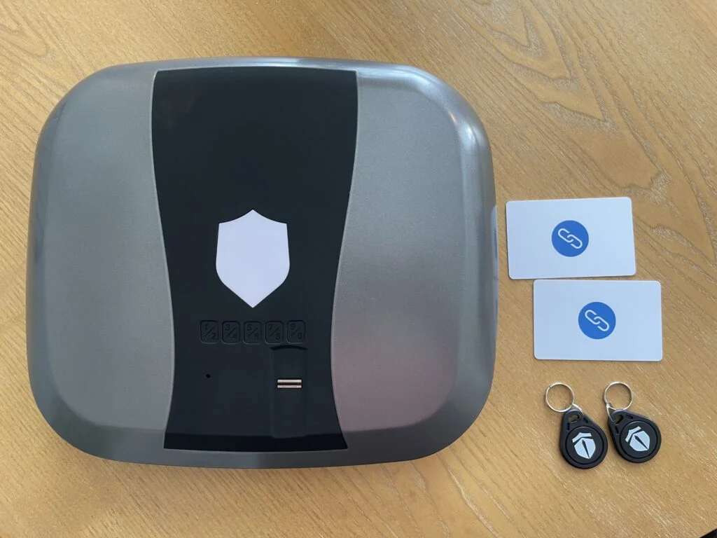 konig safe with various keycard options from above