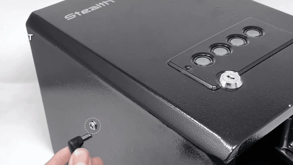 Stealth Electronic Handgun Hanger Safe