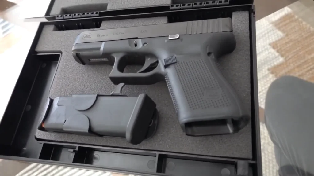 stopbox safe with glock 19