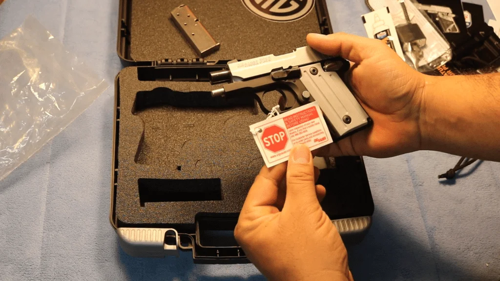SIG SAUER P238 UNBOXING (2)