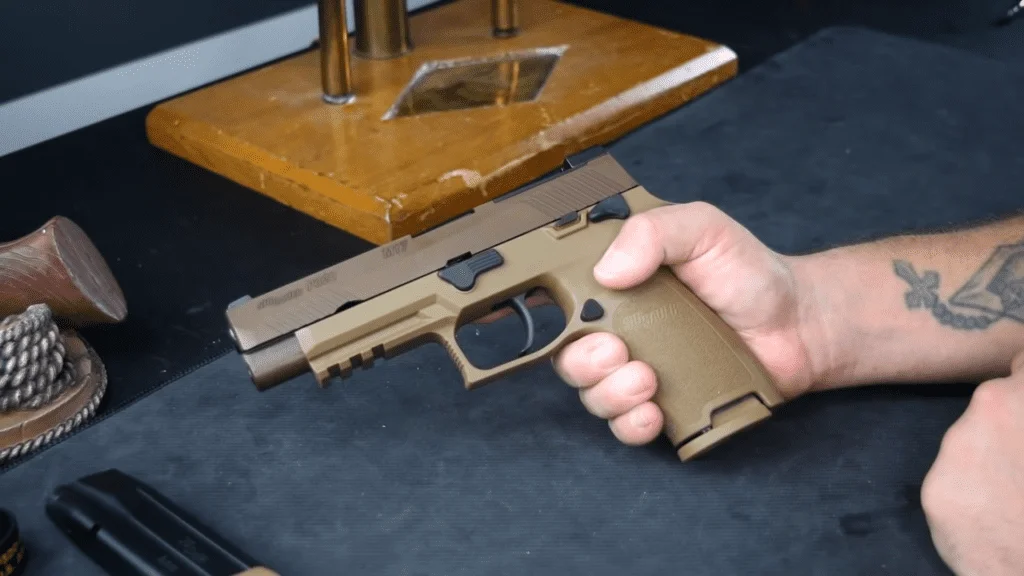 Sig Sauer P320 M17