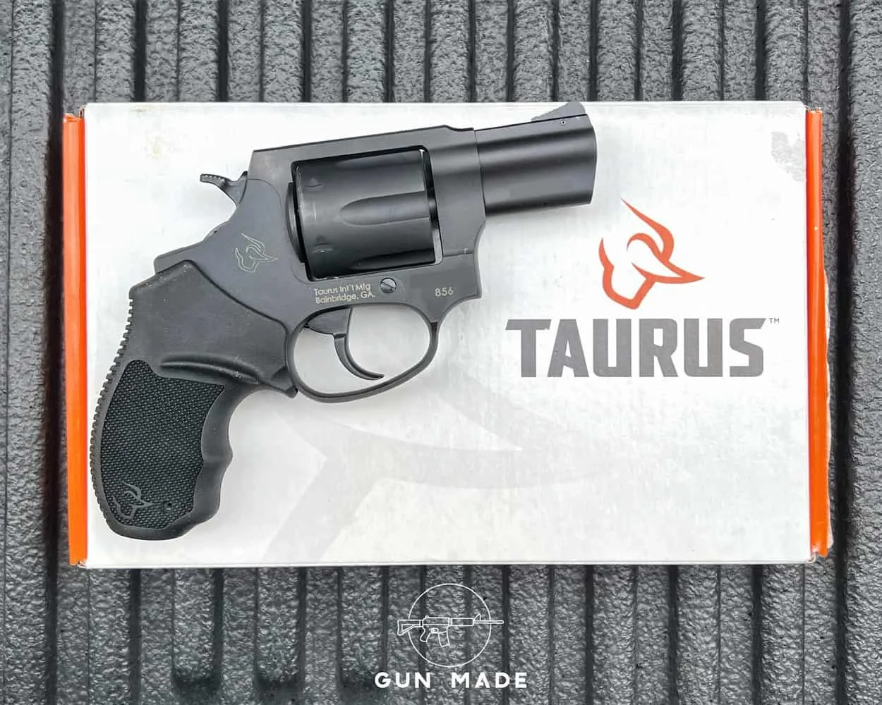 Taurus 856 revovler matte black
