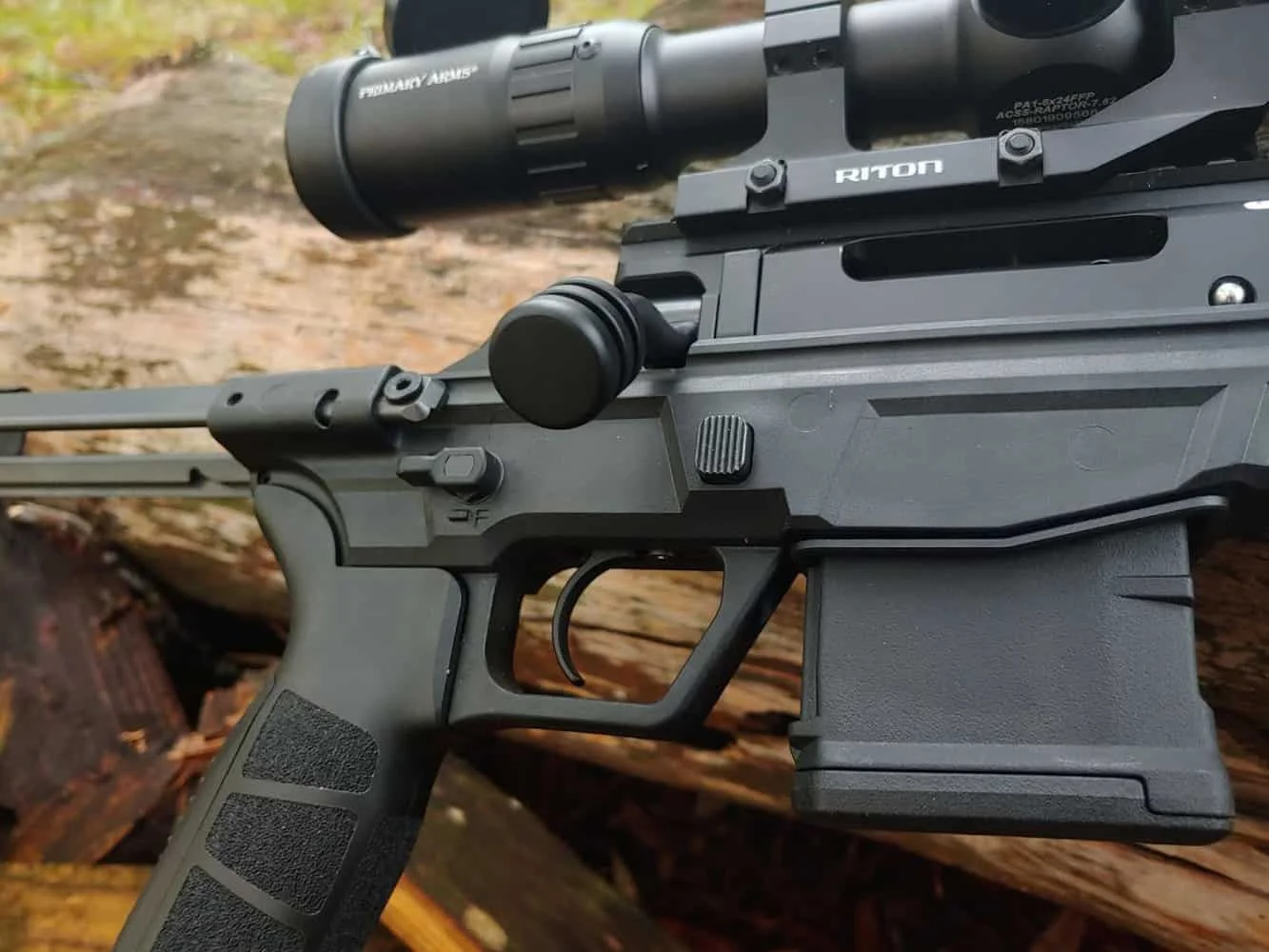 CZ 600 Trail right side view