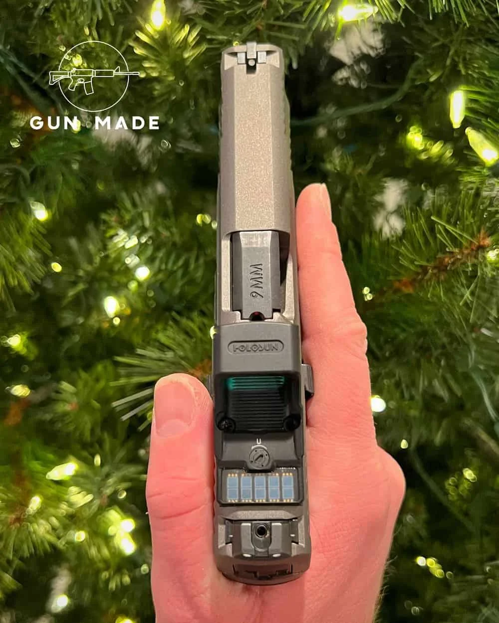 holosun scs review from above with christmas tree in background