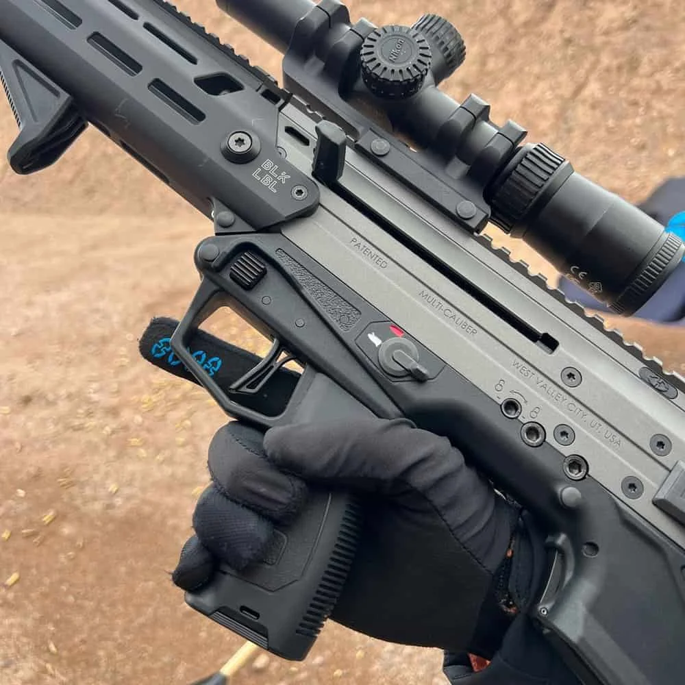 desert tech mdrx controls on both sides