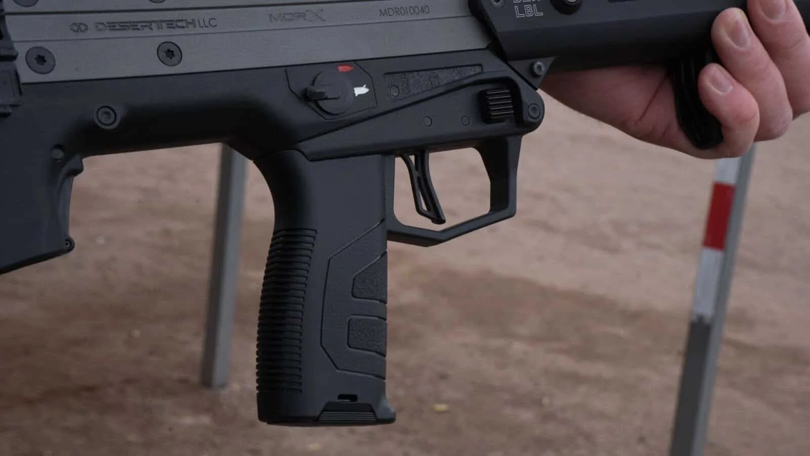 desert tech mdrx grip trigger