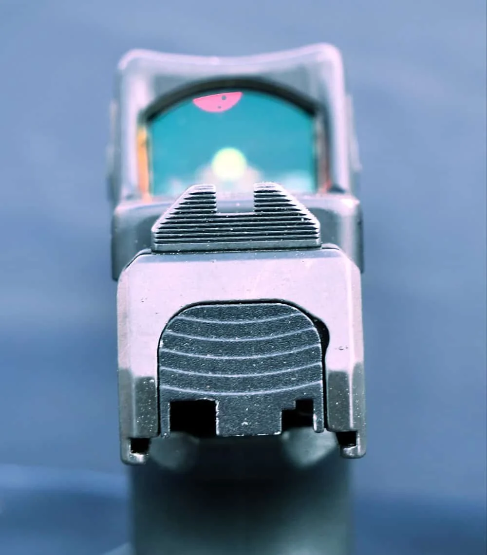 red dot mounted on shadow systems elite mr920