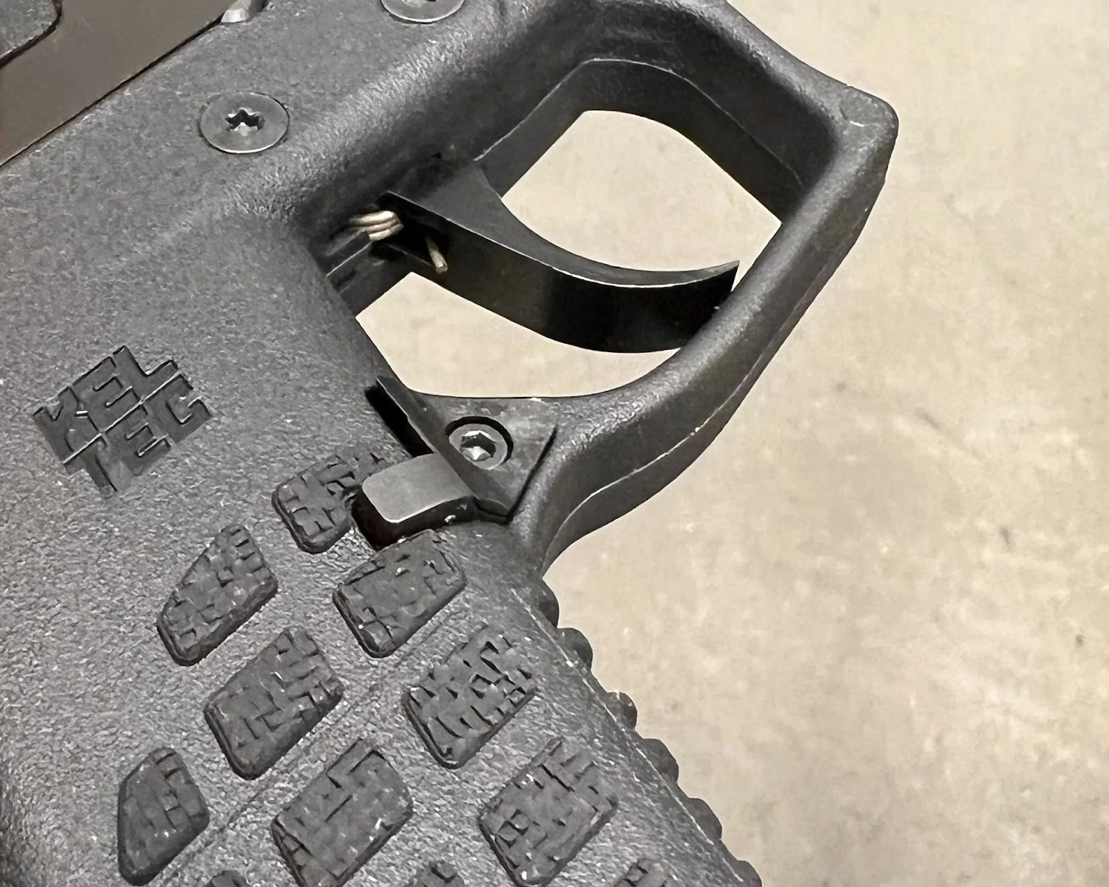 keltec p15 trigger trigger guard grip