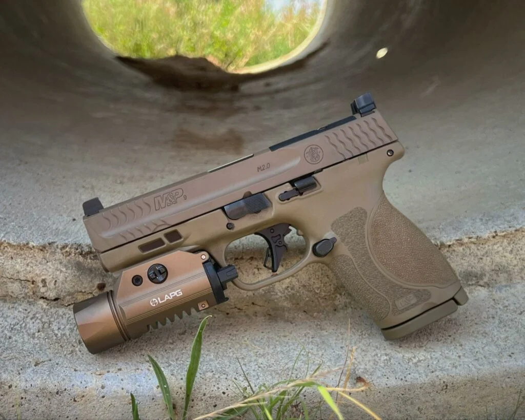 lapg sliderail xwl weapon light mounted on smith wesson mp9 m2.0