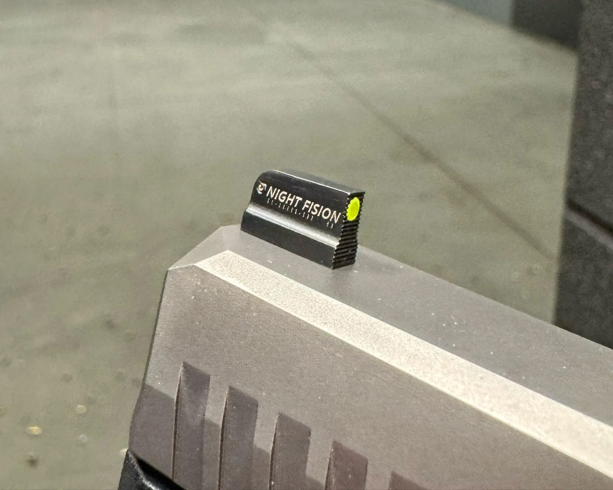 lone wolf dusk 19 night fision front sights