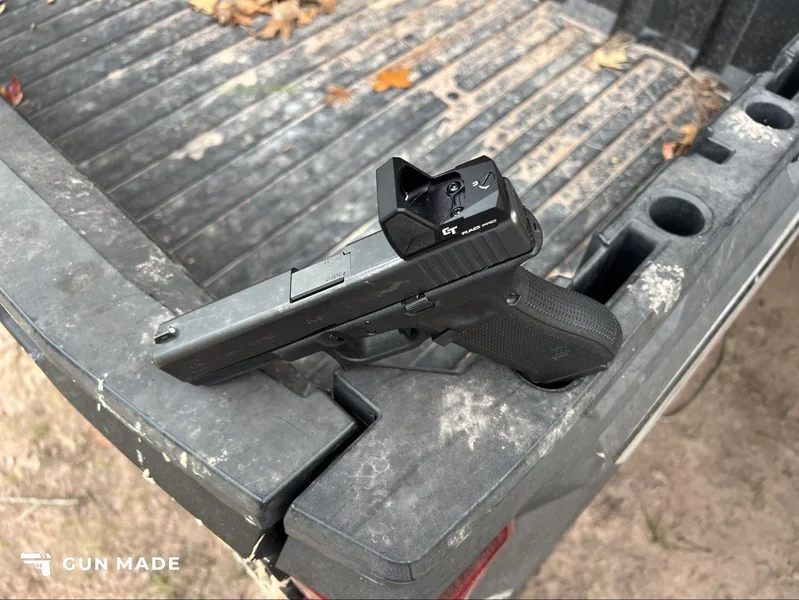 Crimson Trace RAD Pro on glock 19 gen 5 truck bed