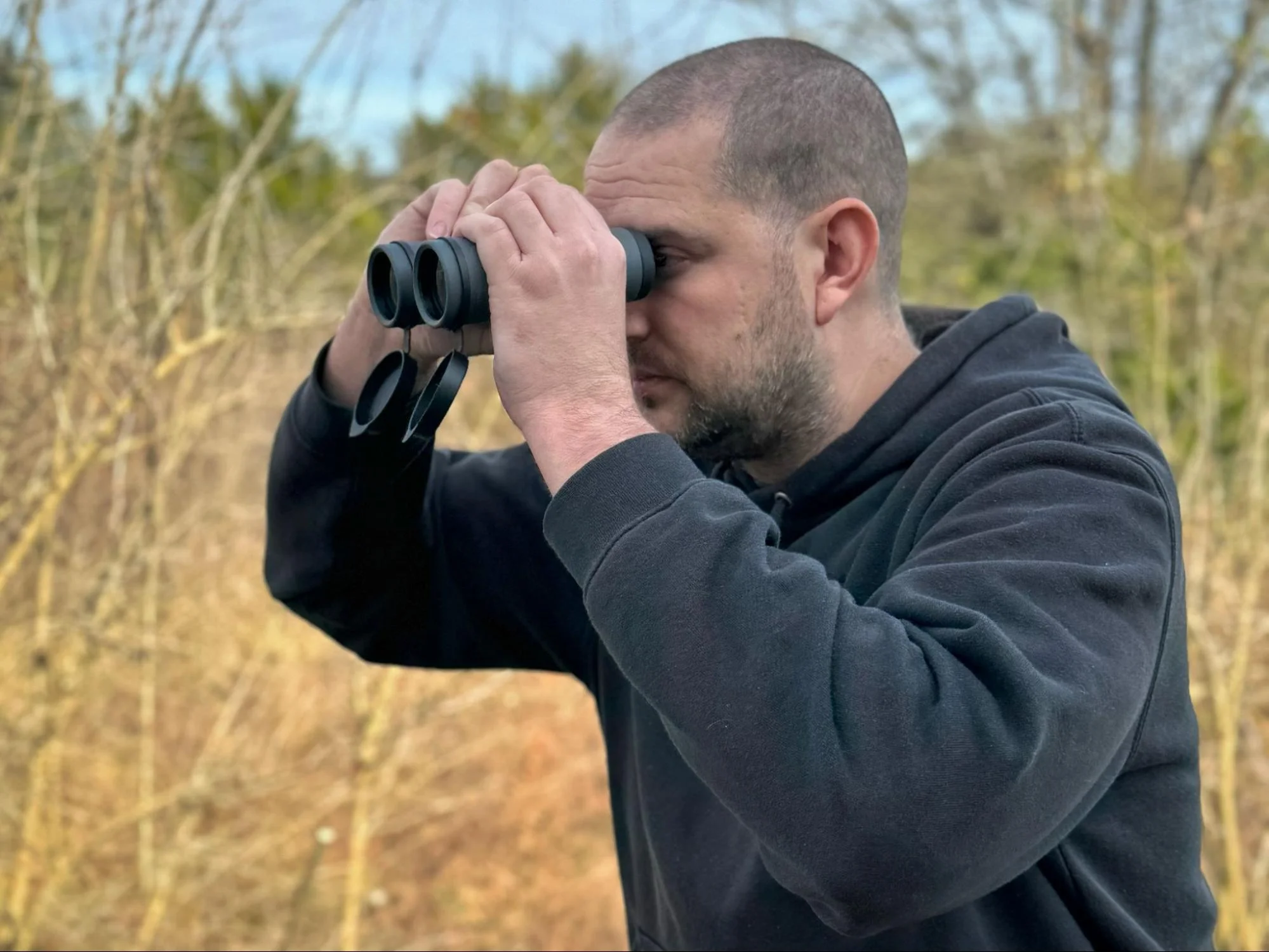 GLx binoculars showcasing a balanced design that optimizes both size and functionality