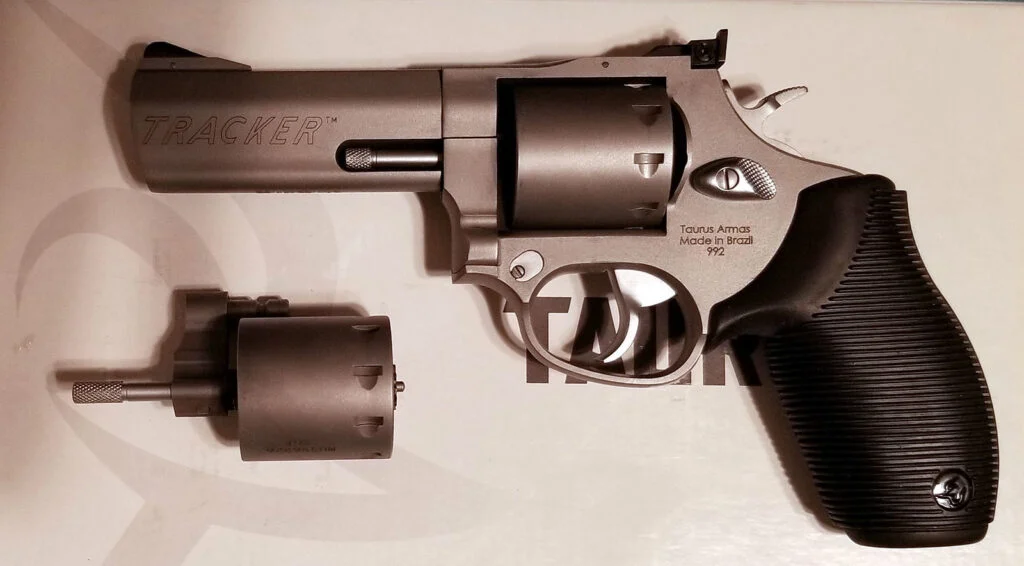 Taurus Tracker 992 medium
