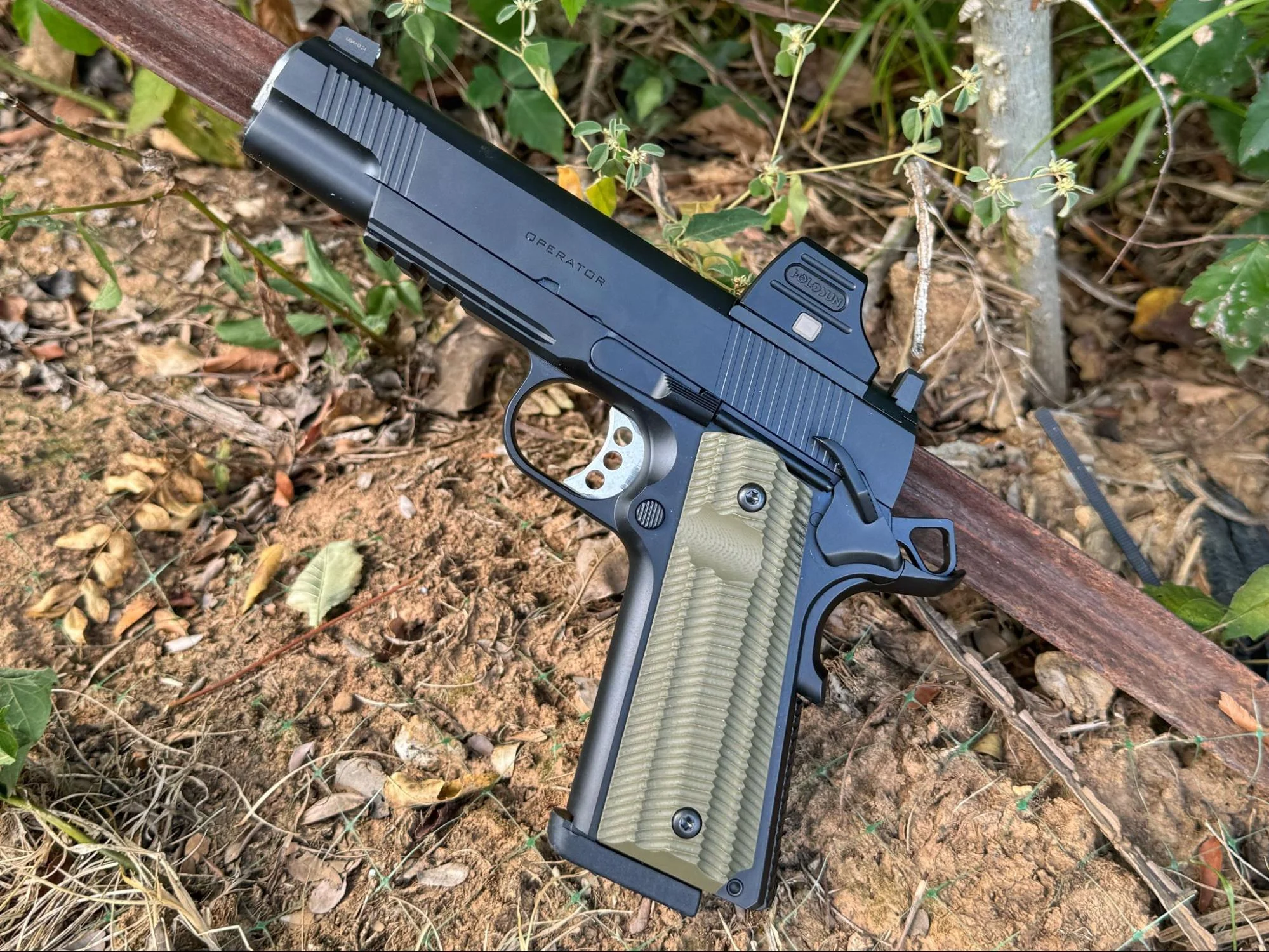 Springfield Armory 1911 Operator AOS lifestyle photo