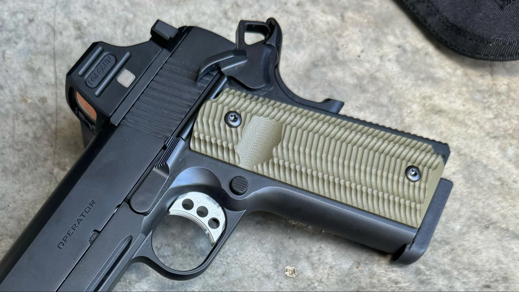 Springfield Armory 1911 Operator grip